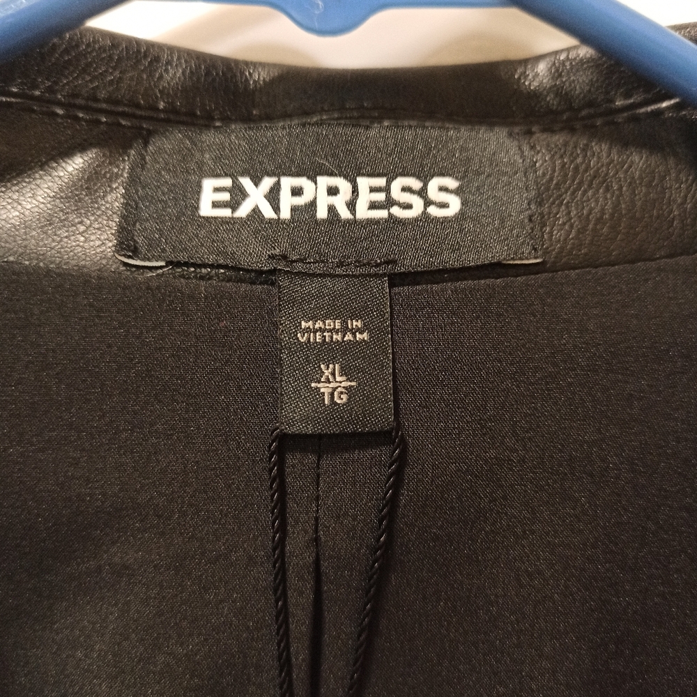 NEW EXPRESS BLACK FAUX LEATHER ONE BUTTON BLAZER JACKET SZ XL - Picture 7 of 16